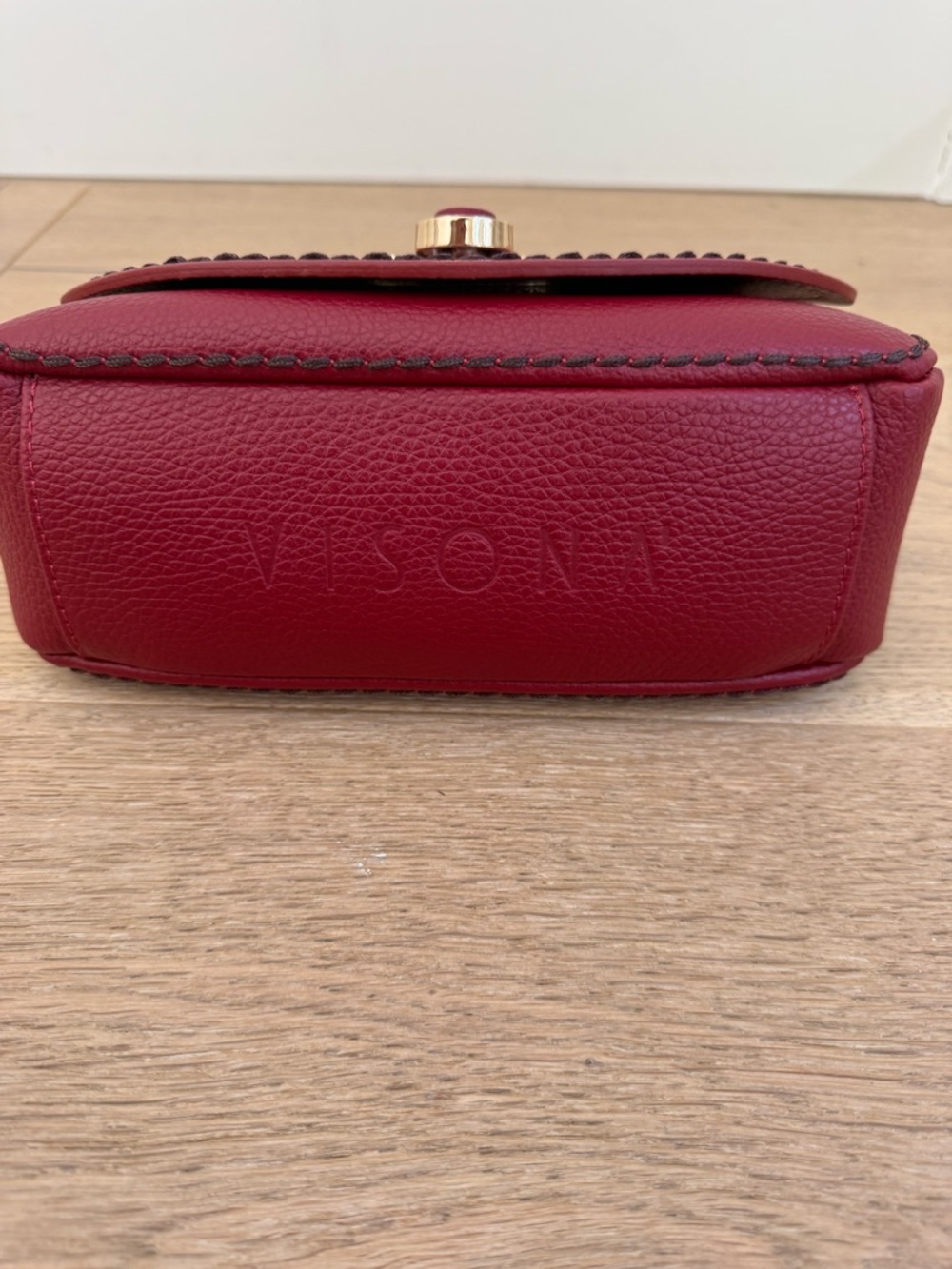 Plinio Visona Italia Red Leather Crossbody Bag Gold Hardware Turn Lock NWT - Picture 4 of 8